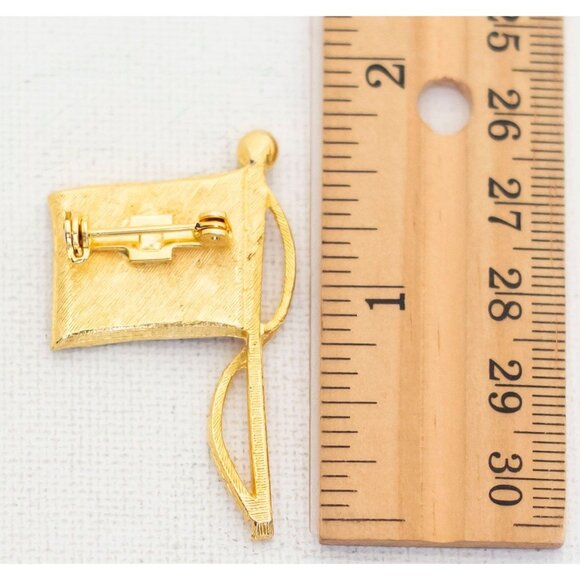 Vintage Chained USA Flag Brooch - T14 - Picture 2 of 2